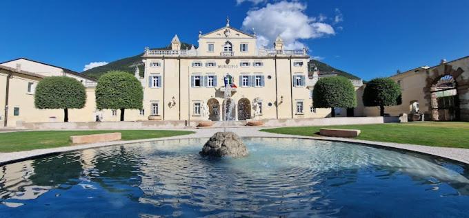 Locanda Al Centrale Caprino Veronese Exterior photo